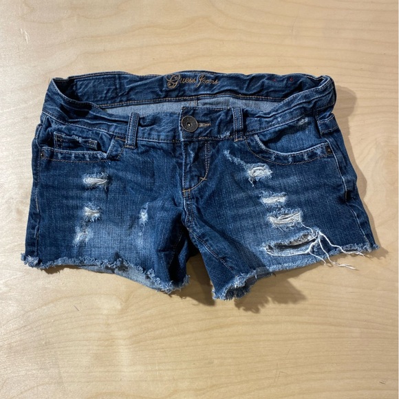 Guess Women's Distressed Denim Shorts - Blue Size 26 (IZ) - Picture 4 of 12
